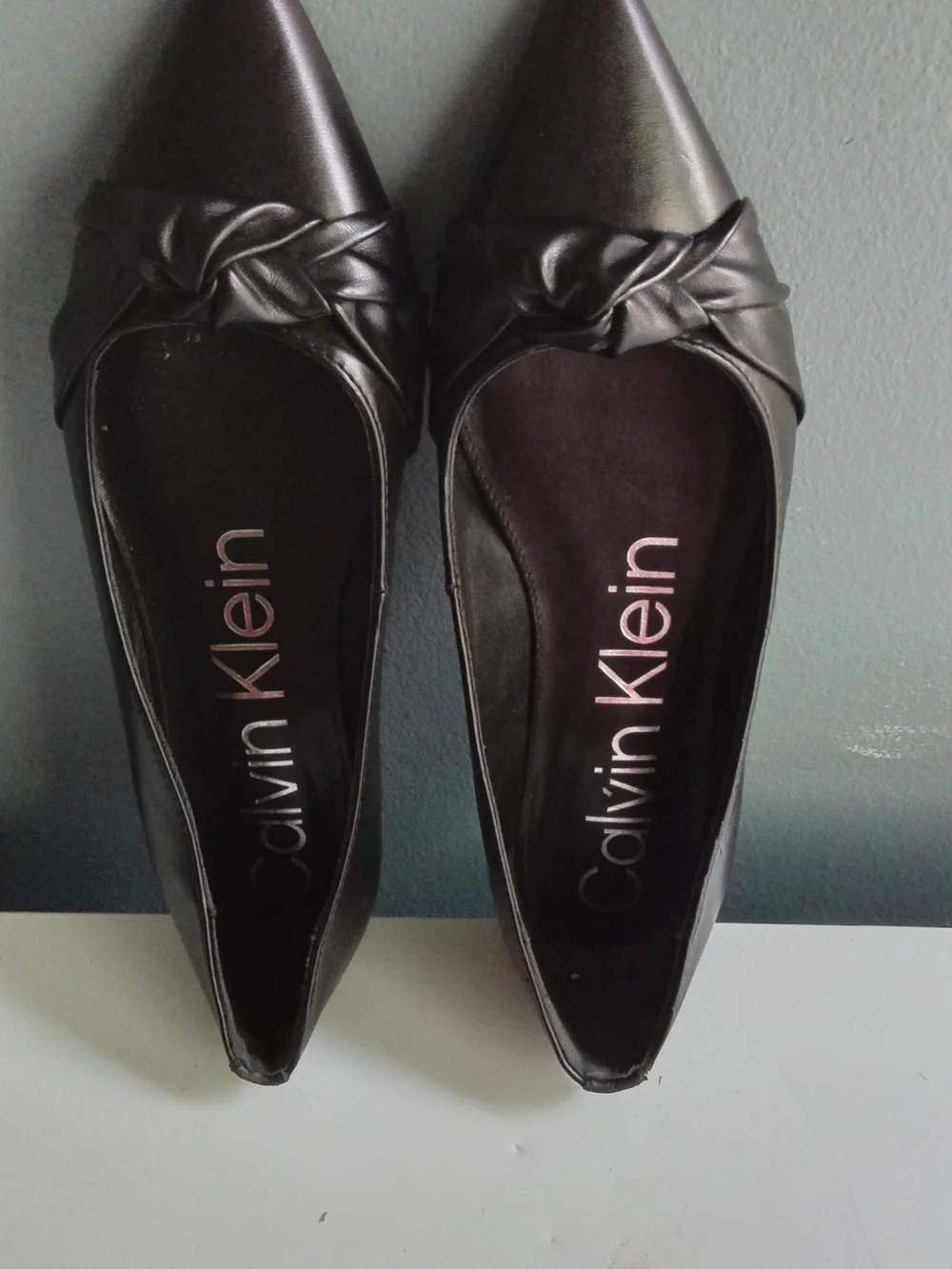 Calvin Klein Womens Black Pointed Toe Knotted Twist Leather Ballet Flats
